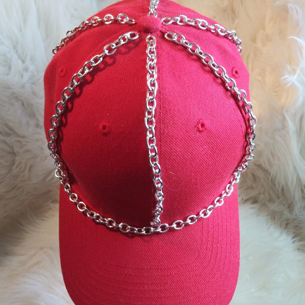 Red Custom Designed Chain Link Snapback - Picture 2 of 3
